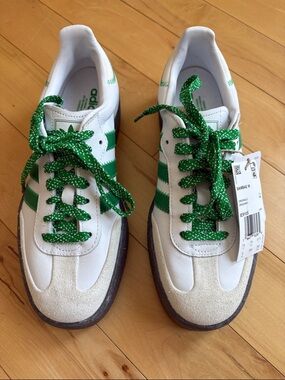 Adidas Originals Samba (Sambae) NWT
Women’s US 9